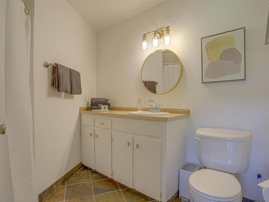 Ski-Mount Hood Charm-Welches,Golf And Ski Resort Condo,W&D, Wifi,Near Woods,Hiking,Fishing Mount Hood Village 외부 사진