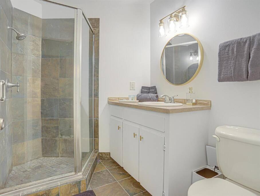 Ski-Mount Hood Charm-Welches,Golf And Ski Resort Condo,W&D, Wifi,Near Woods,Hiking,Fishing Mount Hood Village 외부 사진