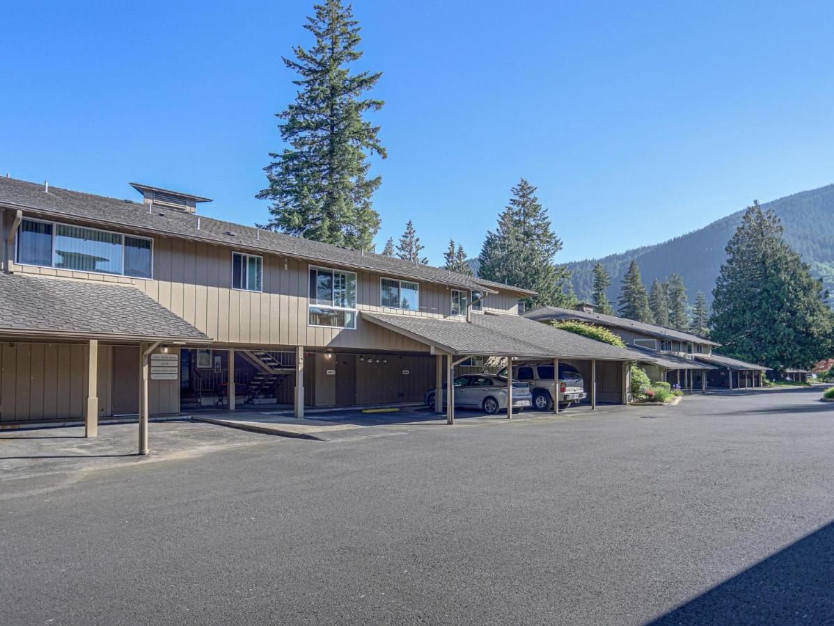 Ski-Mount Hood Charm-Welches,Golf And Ski Resort Condo,W&D, Wifi,Near Woods,Hiking,Fishing Mount Hood Village 외부 사진